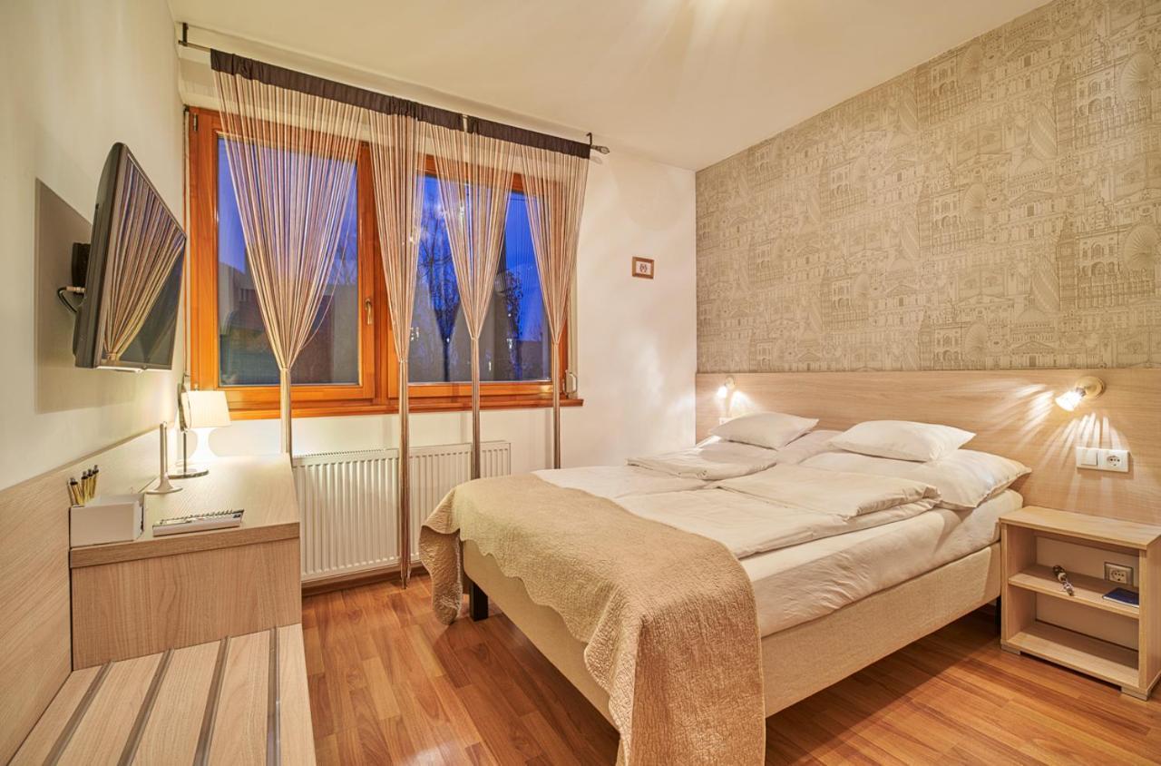 Oazis Apartmanok Morahalom Ngoại thất bức ảnh